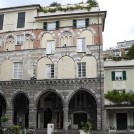 Chiavari, Palazzo Portici Neri
